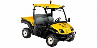 2009 Cub Cadet Volunteer™ 4x4 EFI Yellow Cab